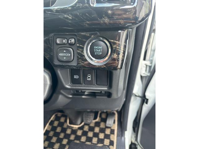 ハイエースワゴン GL 4WD ワンオーナー 車検付 保証付 記録簿 夏冬タイヤホイール 夏冬ワイパー ナビ BLUETOOTH ETC バックカメラ ドラレコ リアモニター(4枚目)