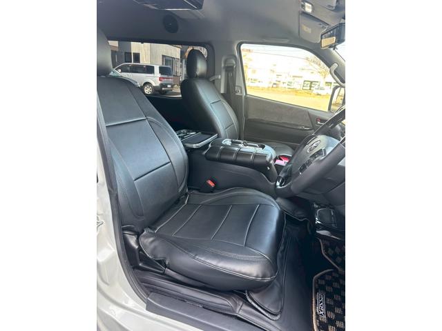 ハイエースワゴン GL 4WD ワンオーナー 車検付 保証付 記録簿 夏冬タイヤホイール 夏冬ワイパー ナビ BLUETOOTH ETC バックカメラ ドラレコ リアモニター(11枚目)