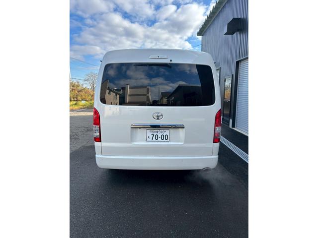 ハイエースワゴン GL 4WD ワンオーナー 車検付 保証付 記録簿 夏冬タイヤホイール 夏冬ワイパー ナビ BLUETOOTH ETC バックカメラ ドラレコ リアモニター(16枚目)