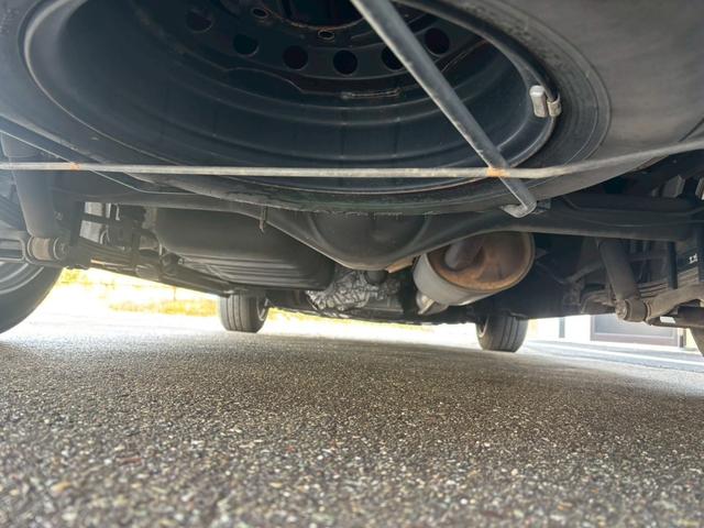 ハイエースワゴン GL 4WD ワンオーナー 車検付 保証付 記録簿 夏冬タイヤホイール 夏冬ワイパー ナビ BLUETOOTH ETC バックカメラ ドラレコ リアモニター(23枚目)