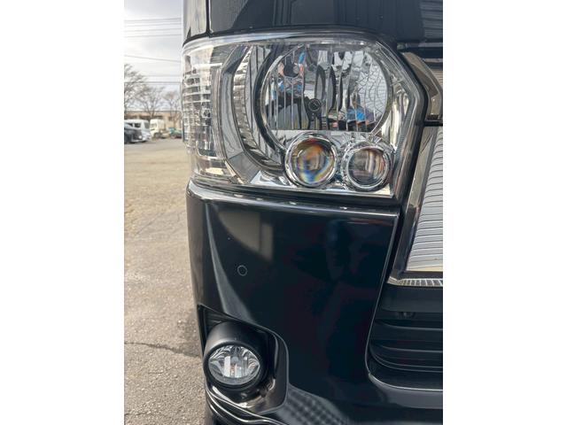 ハイエースバン 　４ＷＤ　モデリスタ　保証付　記録簿　夏冬タイヤホイール　夏冬ワイパー　ナビ　ＢＬＵＥＴＯＯＴＨ　ＥＴＣ　ドライブレコーダー　バックカメラ　クリアランスソナー　両側スライドドア　ＣＤ（8枚目）