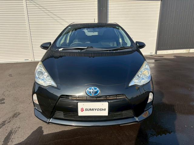 アクア Ｇ　車検整備付　エンジンスターター　夏冬タイヤホイール　夏冬ワイパー　ナビ　ＢＬＵＥＴＯＯＴＨ　ＥＳＣ　オートミラー　パワーウィンドウ（3枚目）