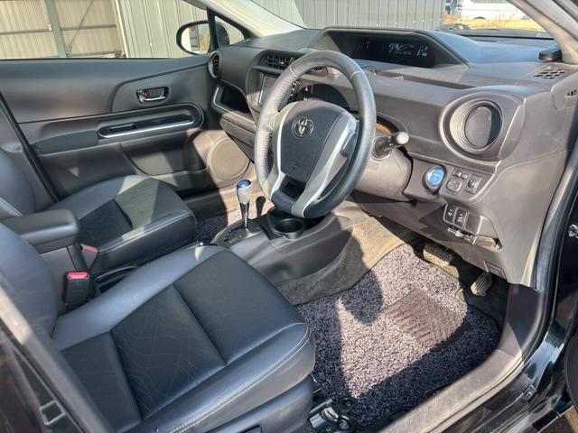 アクア Ｇ　車検整備付　エンジンスターター　夏冬タイヤホイール　夏冬ワイパー　ナビ　ＢＬＵＥＴＯＯＴＨ　ＥＳＣ　オートミラー　パワーウィンドウ（10枚目）