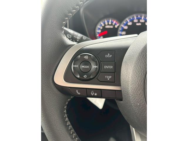 ルーミー カスタムG 4WD シートヒーター 純正エンスタ 両側電動スライドドア エアロ 整備付 保証付 純正アルミ 夏冬タイヤホイール 夏冬ワイパー ナビ BLUETOOTH ドライブレコーダー ETC バックカメラ(17枚目)