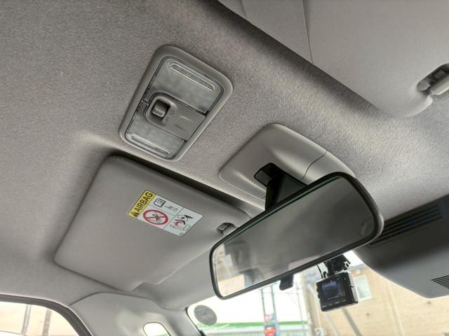 ルーミー カスタムG 4WD シートヒーター 純正エンスタ 両側電動スライドドア エアロ 整備付 保証付 純正アルミ 夏冬タイヤホイール 夏冬ワイパー ナビ BLUETOOTH ドライブレコーダー ETC バックカメラ(24枚目)