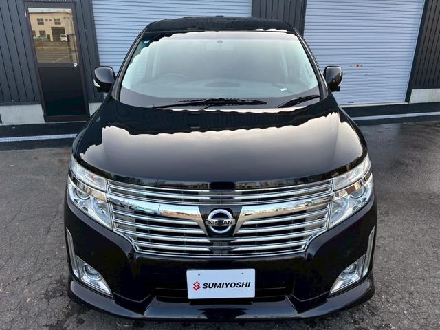 エルグランド VIP 4WD 整備付 両側電動ドア ナビ サンルーフ パワーシート AC100V 革シート パワートランク 前席シートヒーター オットマン アラウンドビュー(14枚目)