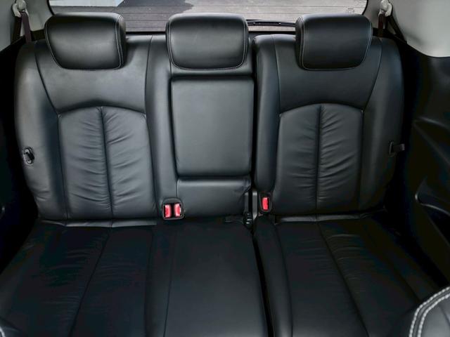 エルグランド VIP 4WD 整備付 両側電動ドア ナビ サンルーフ パワーシート AC100V 革シート パワートランク 前席シートヒーター オットマン アラウンドビュー(28枚目)