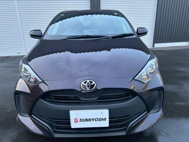 ヤリス X マニュアル車 整備付 保証付 夏冬タイヤホイールセット 夏冬ワイパーセット ナビ BLUETOOTH ドライブレコーダー ミュージックプレイヤー接続可 オートハイビーム 電格ドアミラー USBポート(4枚目)