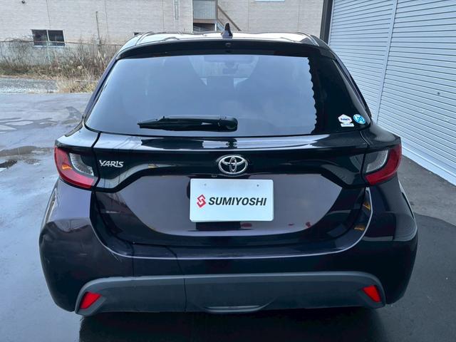 ヤリス X マニュアル車 整備付 保証付 夏冬タイヤホイールセット 夏冬ワイパーセット ナビ BLUETOOTH ドライブレコーダー ミュージックプレイヤー接続可 オートハイビーム 電格ドアミラー USBポート(5枚目)