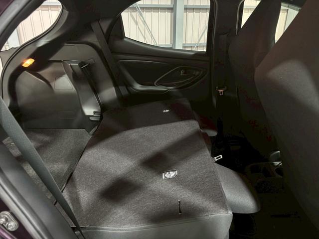 ヤリス X マニュアル車 整備付 保証付 夏冬タイヤホイールセット 夏冬ワイパーセット ナビ BLUETOOTH ドライブレコーダー ミュージックプレイヤー接続可 オートハイビーム 電格ドアミラー USBポート(24枚目)