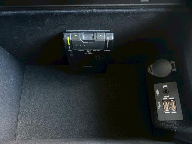 NX NX300h 4WD 整備付 保証付 サンルーフ シートヒーター シートエアコン 夏冬タイヤホイール 夏冬ワイパー ナビ BLUETOOTH ETC バックカメラ 電動シート 電動リアゲート クルーズコントロール(29枚目)