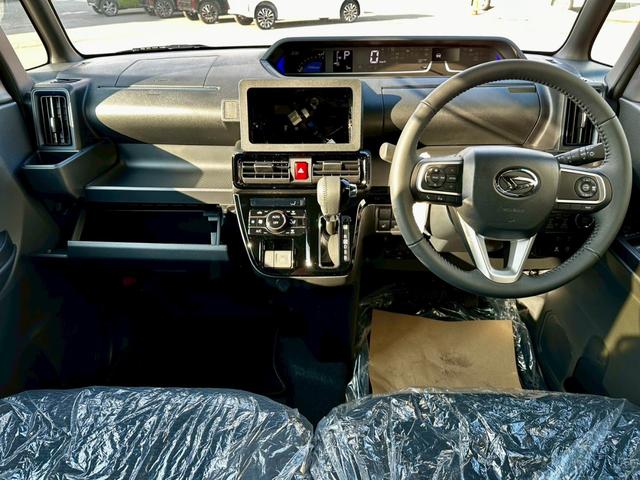 タント カスタムＲＳリミテッド　４ＷＤ　届出済未使用車　整備付　保証付　記録簿　純正エンジンスターター　スペアキー　純正アルミホイール　両側電動スライドドア　ナビ　ＢＬＵＥＴＯＯＴＨ　バックカメラ　ドライブレコーダー（10枚目）