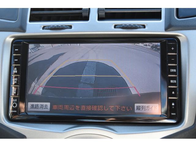 Ｕ　４ＷＤ　ディスチャージヘッドライト　スマートキー　プッシュスタート　純正ＨＤＤナビ　フルセグＴＶ　バックカメラ　シートヒーター　オートエアコン　ターンランプ付電格ミラー　純正アルミ(15枚目)