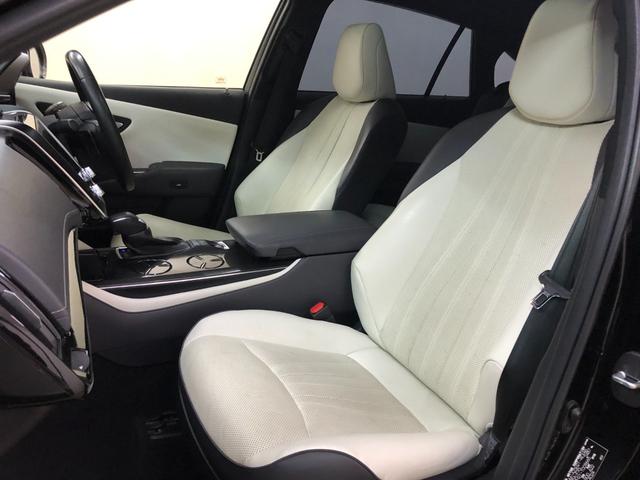 クラウンハイブリッド ＲＳアドバンス　Ｆｏｕｒ　サンルーフ・白革シート・シートヒーター・ベンチレーション・ステアリングヒーター・キー一体型リモートスタート・ＡＣ１００Ｖ１５００Ｗ電源・ビルトインＥＴＣ・ＣＤ・ＤＶＤ・ブルーレイ・ブルートゥース（34枚目）