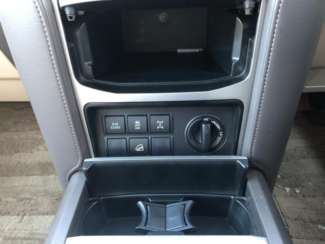 ランドクルーザープラド ＴＸ　Ｌパッケージ　ワンオーナー・寒冷地仕様・純正ナビ＆フルセグ・バックカメラ・夏タイヤ純正１９インチＯＰアルミ・ビルトインＥＴＣ・クリアランスソナー・純正エンジンスターター・シートヒーター・ベンチレーション・ベージュ革（8枚目）