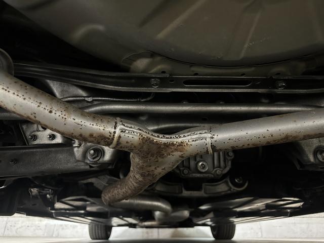 レヴォーグ 1.6STIスポーツアイサイト 本州車両 STIエアロ オートクルーズ 本革 bluetooth フルセグテレビ HDMI バックカメラ サイドビューモニター ETCLKA Sヒーター LEDライト ハイビームアシスト サイドカメラ(32枚目)