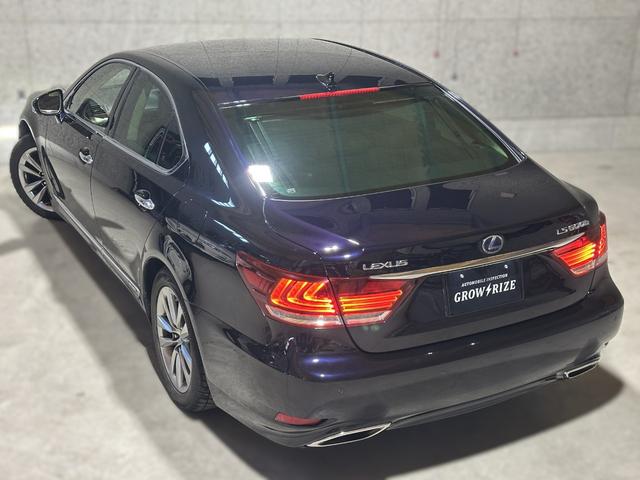 ＬＳ ＬＳ６００ｈ　バージョンＣ　Ｉパッケージ　４ＷＤ　エンジンスターター　ブラインドスポットモニター　ステアリングヒーター　助手席オットマン　ＤＶＤ再生　本革　ＬＥＤヘッド　ＵＳＢ　シートエアコン　ヒーター　内外装美装仕上済（16枚目）