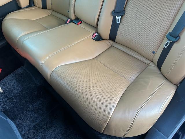 ＬＳ ＬＳ６００ｈ　バージョンＣ　Ｉパッケージ　４ＷＤ　エンジンスターター　ブラインドスポットモニター　ステアリングヒーター　助手席オットマン　ＤＶＤ再生　本革　ＬＥＤヘッド　ＵＳＢ　シートエアコン　ヒーター　内外装美装仕上済（65枚目）