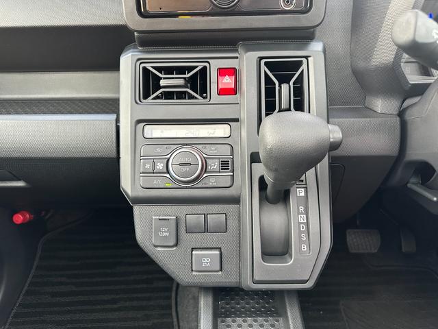 タフト X 4WD サンルーフ オートハイビーム キーフリーシステム 衝突安全ボディ 車線逸脱 衝突回避支援ブレーキ 前後ソナー LEDヘッド アイドリングSTOP エアバック 横滑り防止機能 盗難防止装置(34枚目)