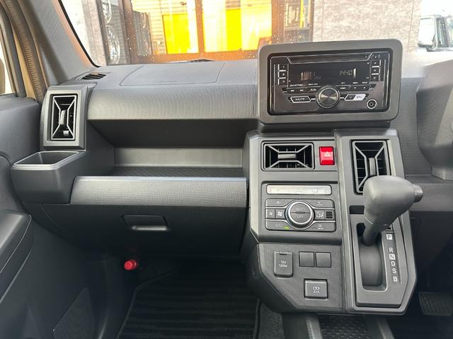 タフト X 4WD サンルーフ オートハイビーム キーフリーシステム 衝突安全ボディ 車線逸脱 衝突回避支援ブレーキ 前後ソナー LEDヘッド アイドリングSTOP エアバック 横滑り防止機能 盗難防止装置(35枚目)