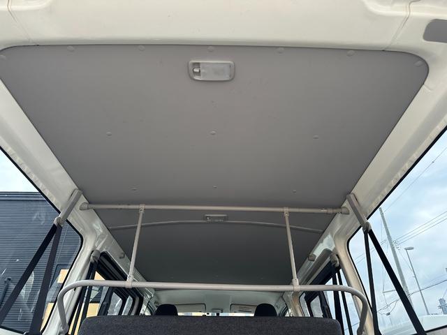 ハイエースバン ロングＤＸ　ディーゼル　本州車両　内外装美装仕上　リアヒーター　４ＷＤ　寒冷地　ディーゼル　メモリーナビ　バックカメラ　ワンセグ　ＥＴＣ　盗難防止装置　キーレス　横滑り防止機能　３列シート　乗車定員９人（53枚目）