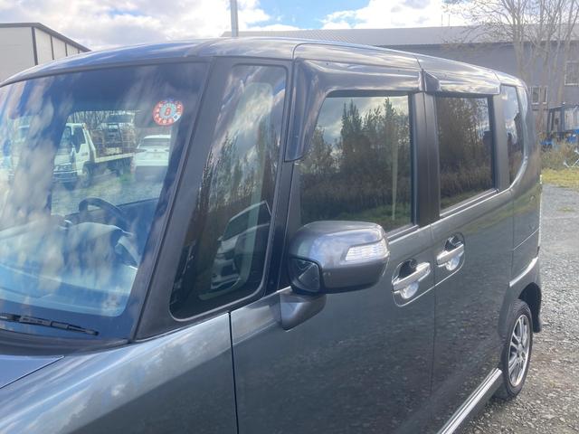 N-BOXカスタム G・Aパッケージ 4WD!ナビテレビ!バックモニター!ETC!片側パワースライドドア!夏冬タイヤ付!(24枚目)