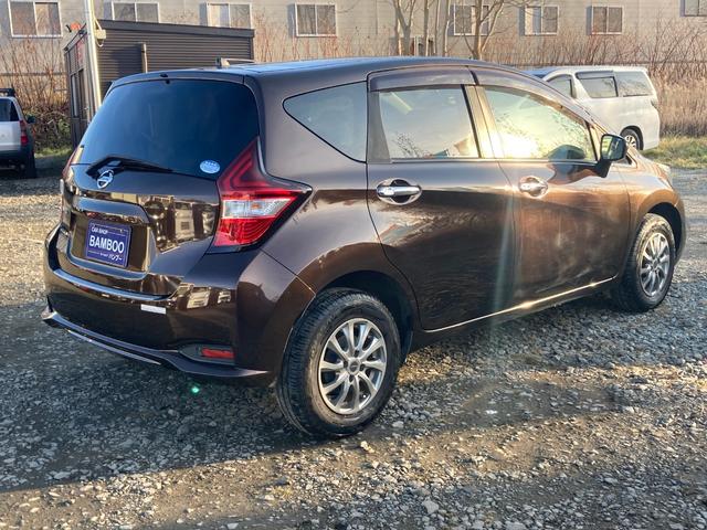 ノート Ｘ　ＦＯＵＲ　４ＷＤ！距離無制限１年保証夏冬タイヤ下回り防錆加工！（13枚目）