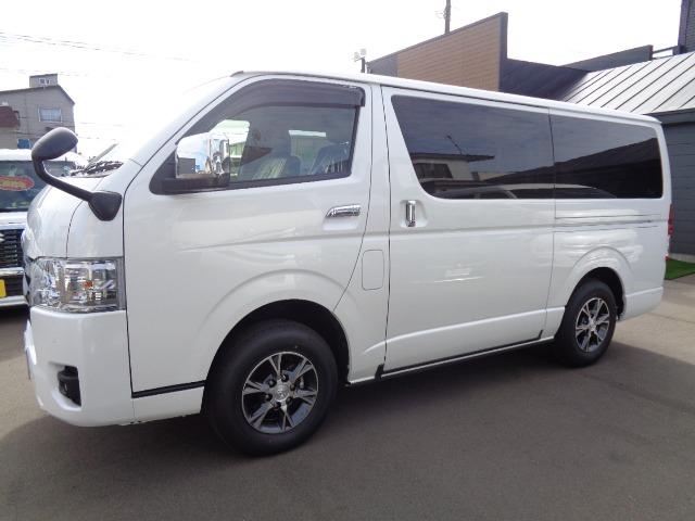 ハイエースバン ロングスーパーＧＬ　ダークプライムＳ　４ＷＤ　登録済み未使用車・下廻りサビ止塗装済（4枚目）