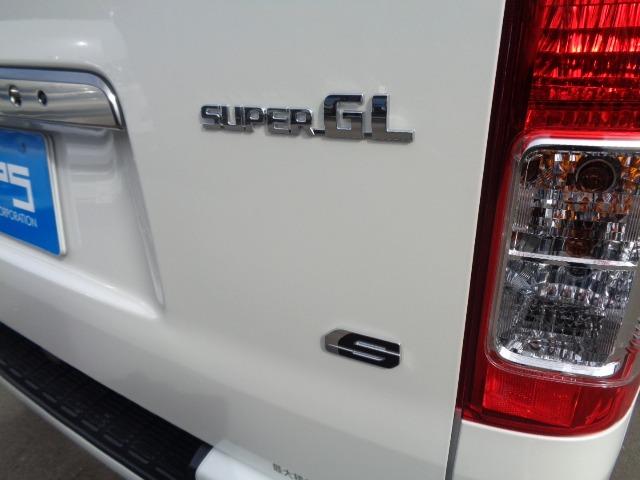 ハイエースバン ロングスーパーＧＬ　ダークプライムＳ　４ＷＤ　登録済み未使用車・下廻りサビ止塗装済（10枚目）
