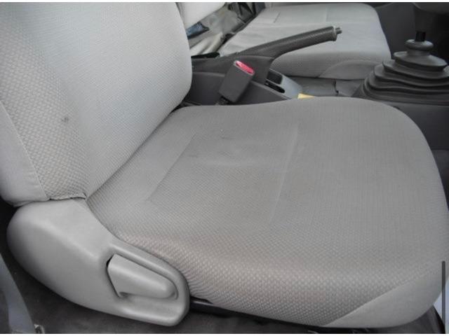 ダイナトラック 4.0ディーゼル ワイドロング平 低床荷台 木張仕様(9枚目)