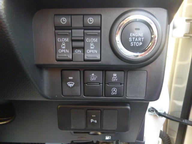 ルーミー カスタムG 4WD 禁煙車 Pスタート&スマートキー ナビ&Bカメラ(13枚目)
