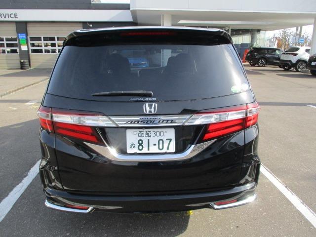 オデッセイ アブソルート・20thアニバーサリーパッケージ 4WD メモリーナビ ETC バックカメラ 両側電動スライドドア 3列シート ウォークスルー フルフラット フルセグ オートクルーズコントロール DVD再生 アイドリングストップ 衝突防止システム(3枚目)
