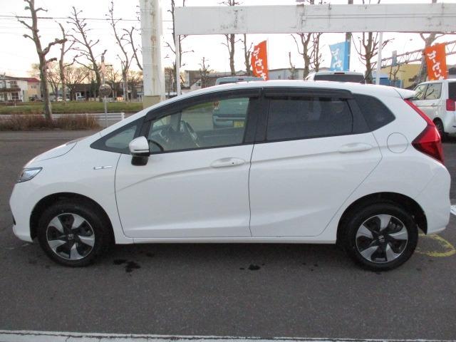 フィットハイブリッド Ｆ（5枚目）