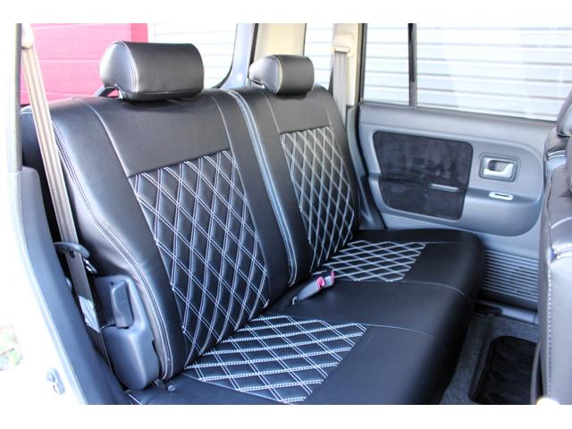 アルトラパン L ユーザー買取直販・エンジンスターター・シートヒーター・ベンチシート・コラムシフト・フルフラットシート・衝突安全ボディ・キーレスエントリー・運転席エアバック・助手席エアバック・アンチロックブレーキ(24枚目)