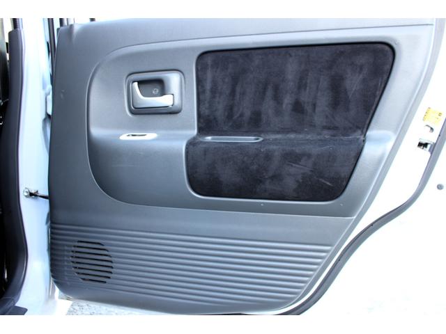 アルトラパン L ユーザー買取直販・エンジンスターター・シートヒーター・ベンチシート・コラムシフト・フルフラットシート・衝突安全ボディ・キーレスエントリー・運転席エアバック・助手席エアバック・アンチロックブレーキ(26枚目)