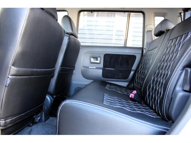 アルトラパン L ユーザー買取直販・エンジンスターター・シートヒーター・ベンチシート・コラムシフト・フルフラットシート・衝突安全ボディ・キーレスエントリー・運転席エアバック・助手席エアバック・アンチロックブレーキ(29枚目)