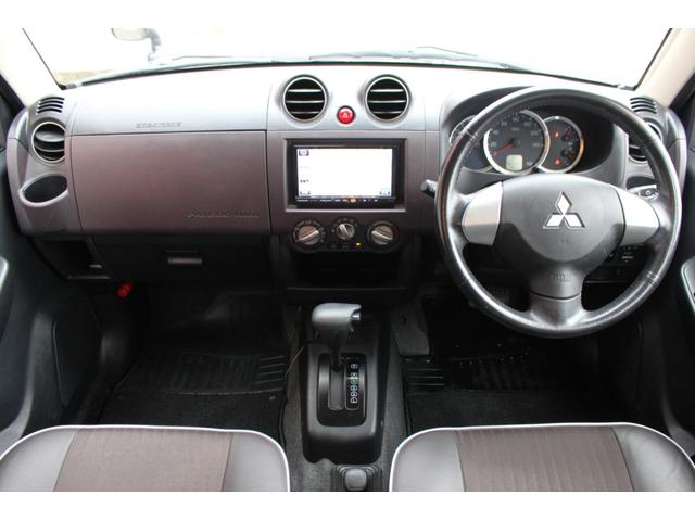 パジェロミニ プレミアムセレクション　ユーザー買取直販・ストラーダナビ・フルセグテレビ・ＥＴＣ・シートヒーター・パートタイム４ＷＤ・盗難防止システム・衝突安全ボディ・キーレスエントリー・寒冷地仕様運転席エアバック・助手席エアバック・ＡＢＳ（4枚目）