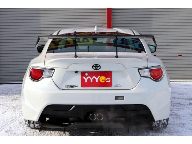 ８６ １４Ｒ　ユーザー買取直販・ＴＲＤフロント・サイド・リヤエアロ・ブリッツ車高調・フルセグテレビ・Ｂｌｕｅｔｏｏｔｈオーディオ・バックカメラ・クルーズコントロール・６速マニュアル・ＥＴＣ・カロッツェリアナビ（18枚目）