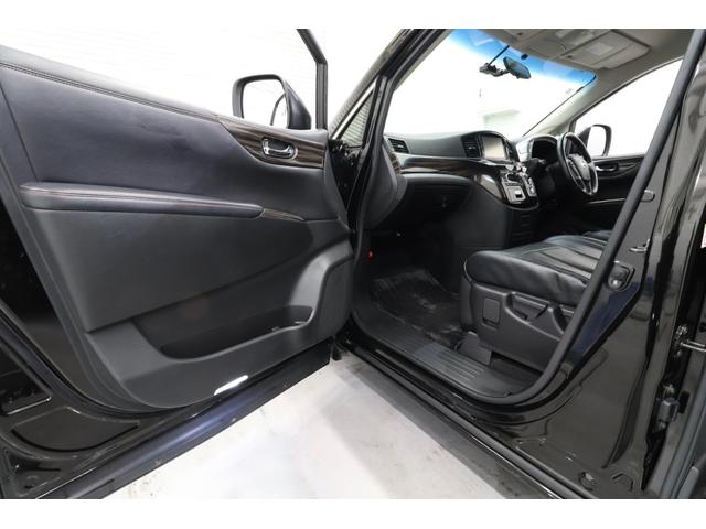 エルグランド 250ハイウェイスターS 純正9型SDナビ 純正11型後席モニター 革調シートカバー クルーズコントロール クリアランスソナー 純正ドライブレコーダー 両側パワースライドドア 横滑り防止装置 マーベリック20インチAW ETC(68枚目)