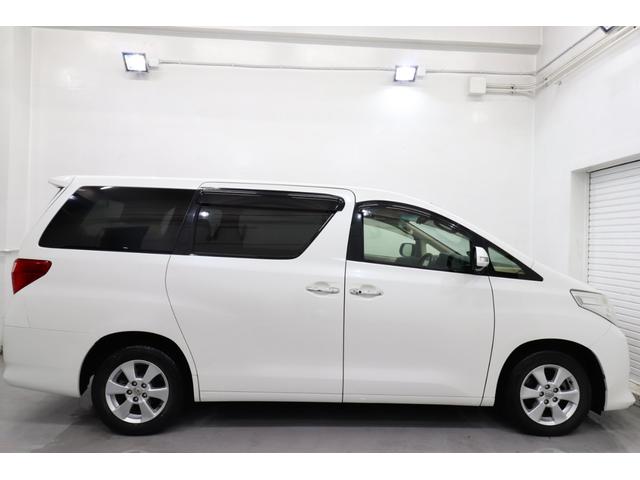 アルファード ２４０Ｘ　純正７型ＳＤナビ　バックカメラ　寒冷地仕様　ワイパーデアイサー　両側パワースライドドア　クリアランスソナー　ビルトインＥＴＣ　ＨＩＤヘッドライト　ＬＥＤフォグライト　８人乗り　２列目ベンチシート（12枚目）