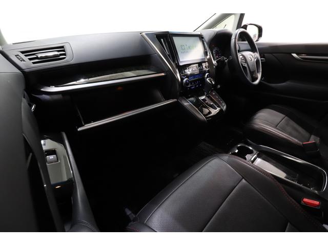 アルファード ２．５Ｓ　Ａパッケージ　純正１０型ＳＤナビ　純正１１型後席モニター　バックカメラ　クルーズコントロール　クリアランスソナー　寒冷地仕様　カーメイトエンジンスターター　コムテックドライブレコーダー　助手席ロングスライドシート（70枚目）