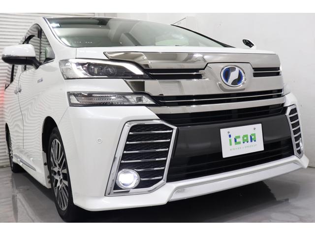 ヴェルファイアハイブリッド ＺＲ　サンルーフ　カロッツェリア１０型ＳＤナビ　パワーバックドア　バックカメラ　クリアランスソナー　横滑り防止装置　クルーズコントロール　黒半革シート　運転席シートメモリー　寒冷地仕様　ワイパーデアイサー（2枚目）