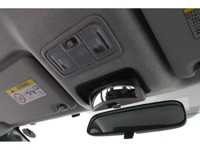 アイシス プラタナ Vセレクション・ノアール ワンオーナー ケンウッド7型SDナビ バックカメラ 横滑り防止装置 黒革シート 両側パワースライドドア 純正エンジンスターター 電動格納式ドアミラー レオニス17インチAW HIDヘッド LEDフォグ(8枚目)