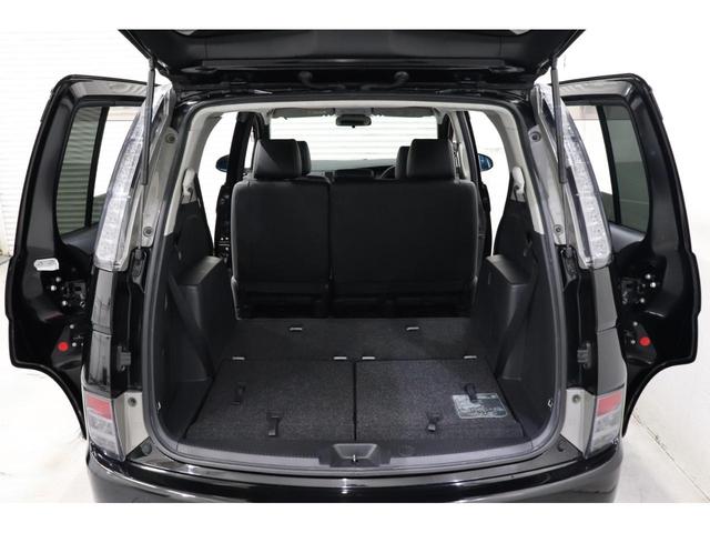 アイシス プラタナ Vセレクション・ノアール ワンオーナー ケンウッド7型SDナビ バックカメラ 横滑り防止装置 黒革シート 両側パワースライドドア 純正エンジンスターター 電動格納式ドアミラー レオニス17インチAW HIDヘッド LEDフォグ(61枚目)