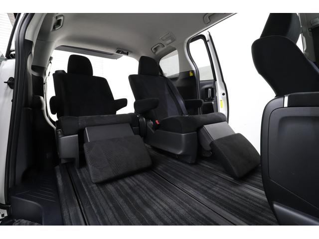 エスティマハイブリッド アエラス　純正８型ＨＤＤナビ　純正１１型フリップダウンモニター　バックカメラ　クルーズコントロール　ケンウッドドライブレコーダー　両側パワースライドドア　純正１７インチＡＷ　１００Ｖ／１５００Ｗ電源　ＥＴＣ（9枚目）