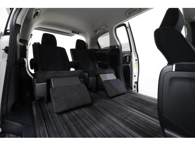 エスティマハイブリッド アエラス　純正８型ＨＤＤナビ　純正１１型フリップダウンモニター　バックカメラ　クルーズコントロール　ケンウッドドライブレコーダー　両側パワースライドドア　純正１７インチＡＷ　１００Ｖ／１５００Ｗ電源　ＥＴＣ（20枚目）