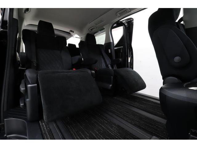 ヴェルファイア ２．５Ｚ　Ａエディション　パイオニア８型ＳＤナビ　バックカメラ　プリクラッシュセーフティー　レーダークルーズコントロール　レーントレーシングアシスト　クリアランスソナー　デジタルインナーミラー　助手席ロングスライドシート（21枚目）