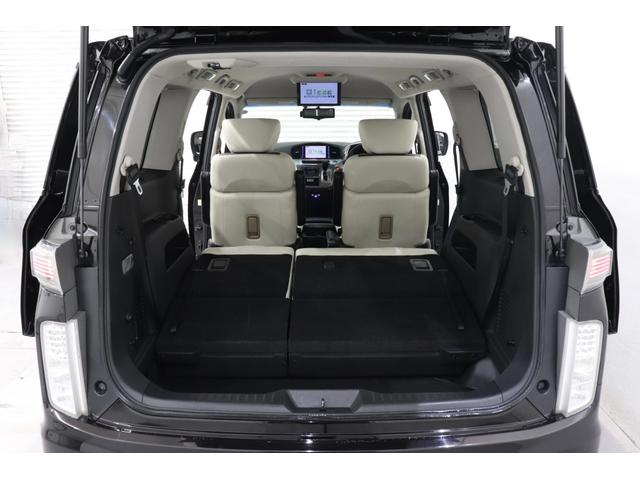 エルグランド ライダー オーテック30thアニバーサリー 純正9型HDDナビ 純正フリップダウンモニター バックカメラ 特別仕様車 ブラックホワイトコンビレザーシート 前席シートヒーター TEIN車高調 デジタルインナーミラー 純正エンジンスターター ETC(10枚目)