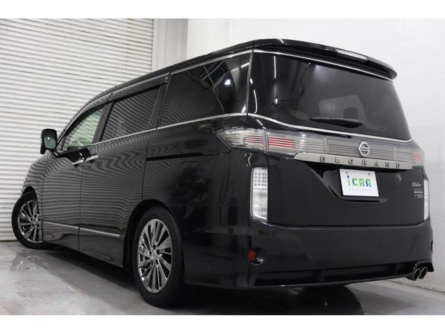 エルグランド ライダー オーテック30thアニバーサリー 純正9型HDDナビ 純正フリップダウンモニター バックカメラ 特別仕様車 ブラックホワイトコンビレザーシート 前席シートヒーター TEIN車高調 デジタルインナーミラー 純正エンジンスターター ETC(15枚目)