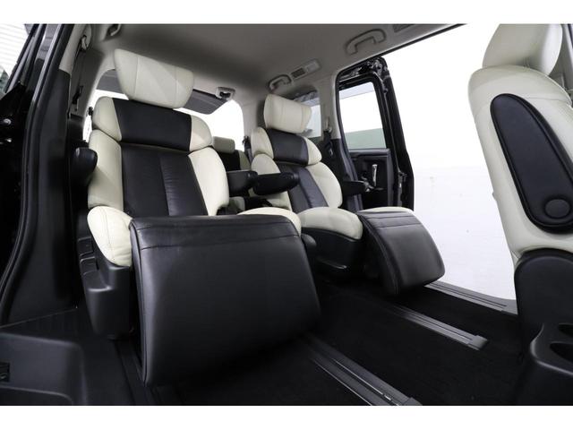 エルグランド ライダー オーテック30thアニバーサリー 純正9型HDDナビ 純正フリップダウンモニター バックカメラ 特別仕様車 ブラックホワイトコンビレザーシート 前席シートヒーター TEIN車高調 デジタルインナーミラー 純正エンジンスターター ETC(21枚目)